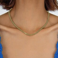 Flash Sale ๐ SHOP SHASHI Aisha Necklace, Green Tourmaline ๐คฉ 9 Flash Sale ๐ SHOP SHASHI Aisha Necklace, Green Tourmaline ๐คฉ -S H A S H I Shop Aisha green model 1