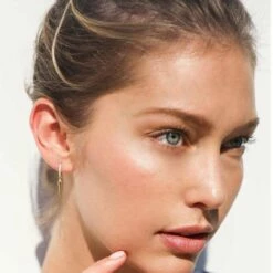 Buy π SHOP SHASHI Dagger Huggie π 7 Buy π SHOP SHASHI Dagger Huggie π -S H A S H I Shop dagger huggie square 16579867 5b0dfc36 6b2d 4334 92d7 b5c060b6a95e