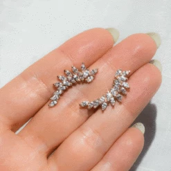 Best Pirce 💯 SHOP SHASHI Isabella Ear Climber 🔔 -S H A S H I Shop isabella ear climber 1800x1800 00fef513 13d8 46ef 8c0f 816bce94e534