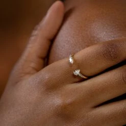 New β¨ SHOP SHASHI Kamila Ring π 11 New β¨ SHOP SHASHI Kamila Ring π -S H A S H I Shop kamila ring model 3