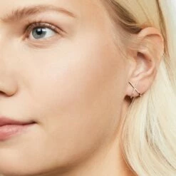 New ๐ SHOP SHASHI Kriss Kross Earring ๐งจ 9 New ๐ SHOP SHASHI Kriss Kross Earring ๐งจ -S H A S H I Shop kriss kross model